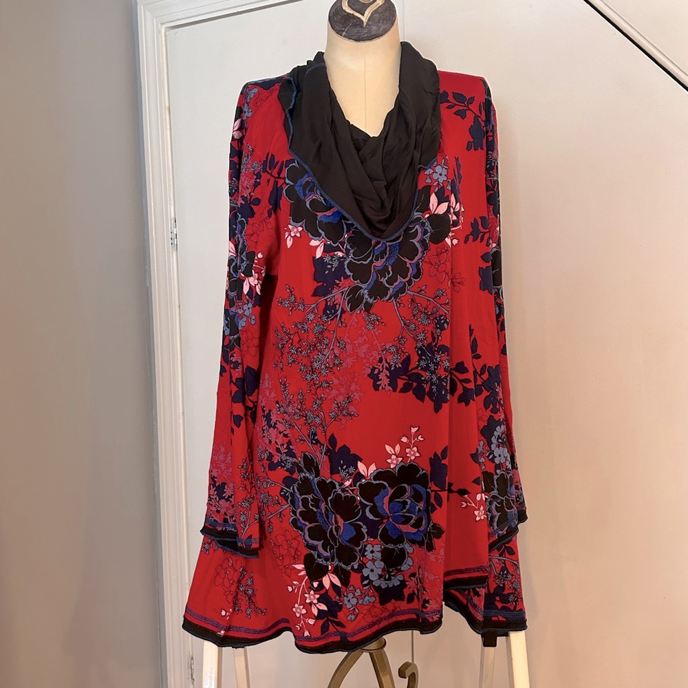 Asian Aster cowl neck tunic top